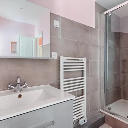 Lejlighed Residor - Spacious And Bright ! *